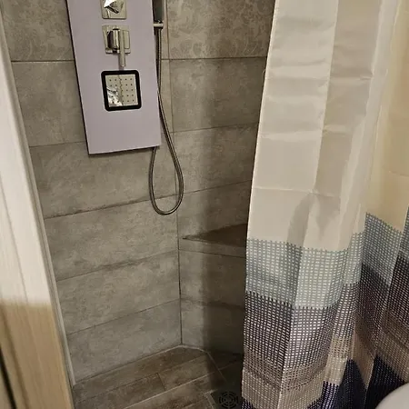 Homestory 3 Via Idice 103 Pizzano Bo ゲストハウス Ca di Bazzone